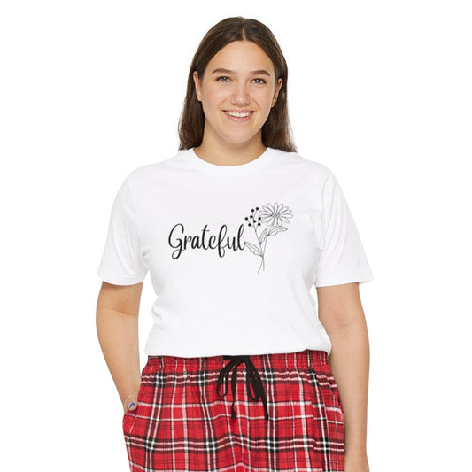 Grateful Pajama Set for Women Short Sleeve Pajama Set for Christian Mom Pajama Set Perfect for Mom Pajama set with Christian Message Comfy Christian Pajama Set