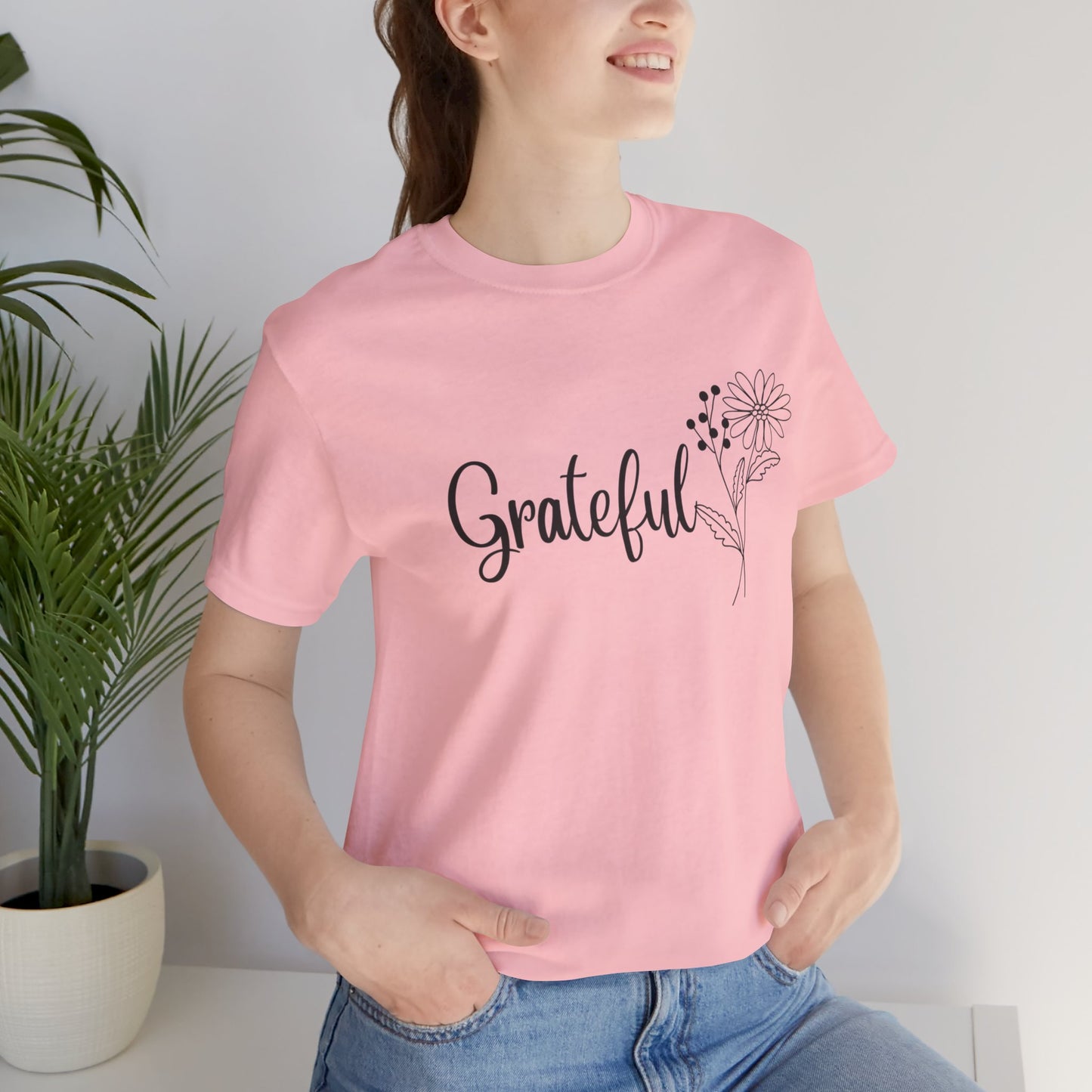 Grateful Inspirational Christian T-Shirt with Religious Graphics Ideal Religious Gift Ideas for Women